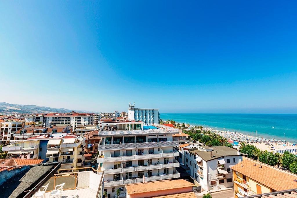 אלבה אדריאטיקה Medi Garden Hotel&Residence מראה חיצוני תמונה