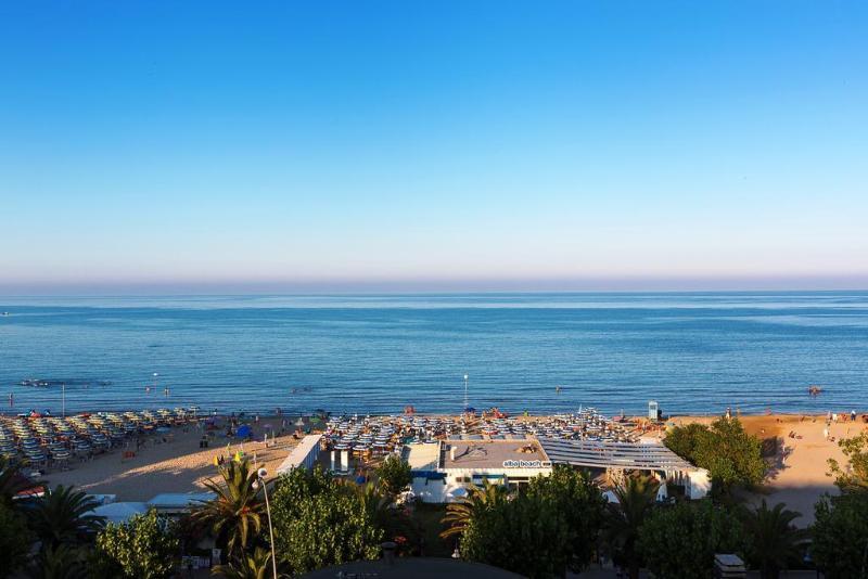 אלבה אדריאטיקה Medi Garden Hotel&Residence מראה חיצוני תמונה
